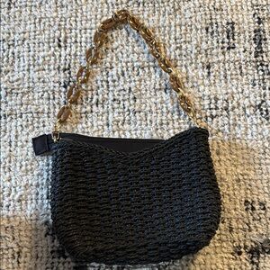 Black Woven Handbag with Chain‎ Strap
